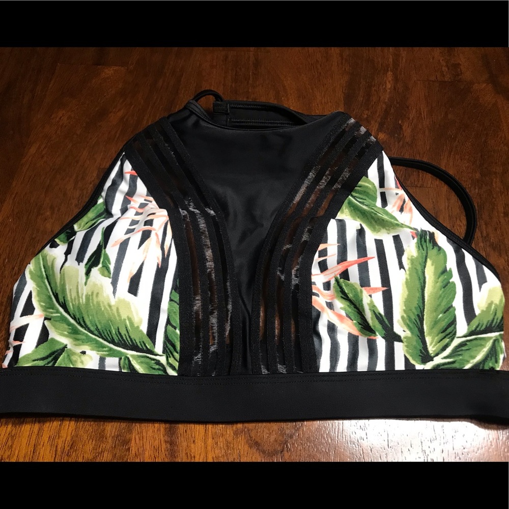 BODY GLOVE 👙 bikini top